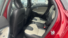 Volvo V40 D2 [120] Cross Country Pro 5dr Geartronic Diesel Hatchback